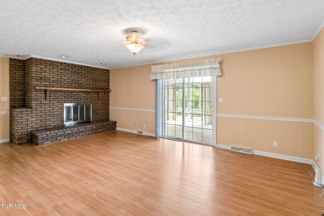 112 Hillrise Road, Gray, TN 37615