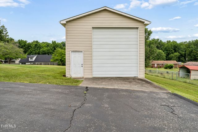 112 Hillrise Road, Gray, TN 37615