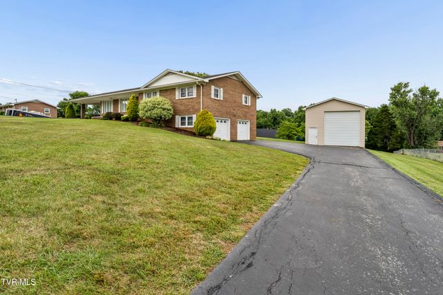 112 Hillrise Road, Gray, TN 37615