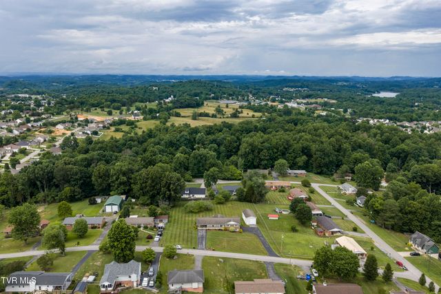 112 Hillrise Road, Gray, TN 37615