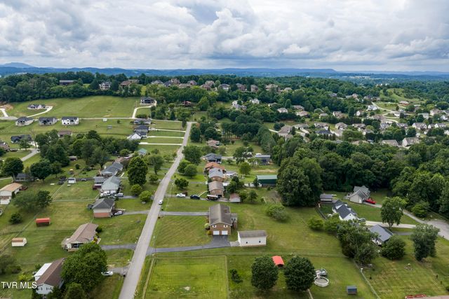 112 Hillrise Road, Gray, TN 37615