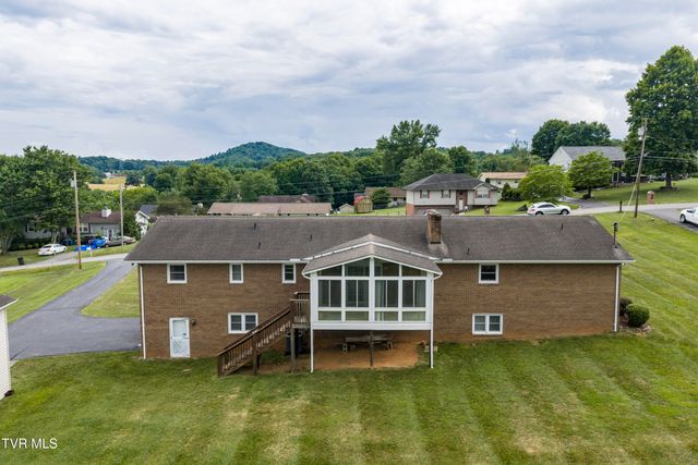 112 Hillrise Road, Gray, TN 37615