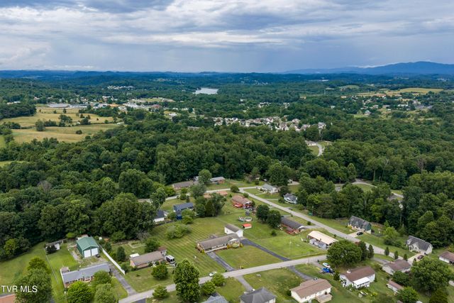112 Hillrise Road, Gray, TN 37615