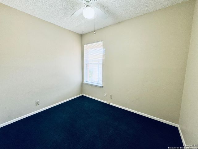14535 WOODS HOLE DR, San Antonio, TX 78233