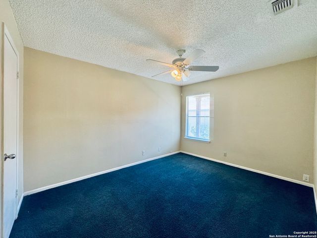 14535 WOODS HOLE DR, San Antonio, TX 78233