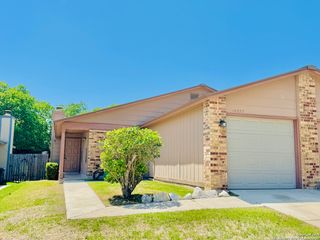 14535 WOODS HOLE DR, San Antonio, TX 78233