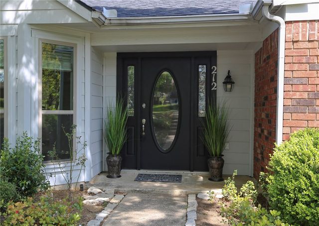212 Aspenway Drive, Coppell, TX 75019