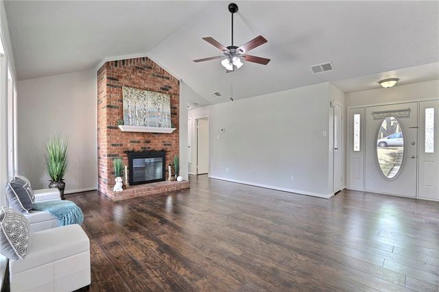 212 Aspenway Drive, Coppell, TX 75019
