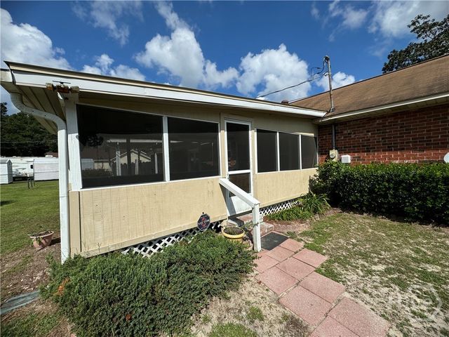 190 Freeman Drive, Ellabell, GA 31308