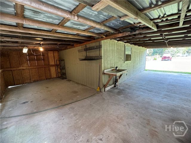 190 Freeman Drive, Ellabell, GA 31308