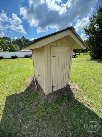 190 Freeman Drive, Ellabell, GA 31308