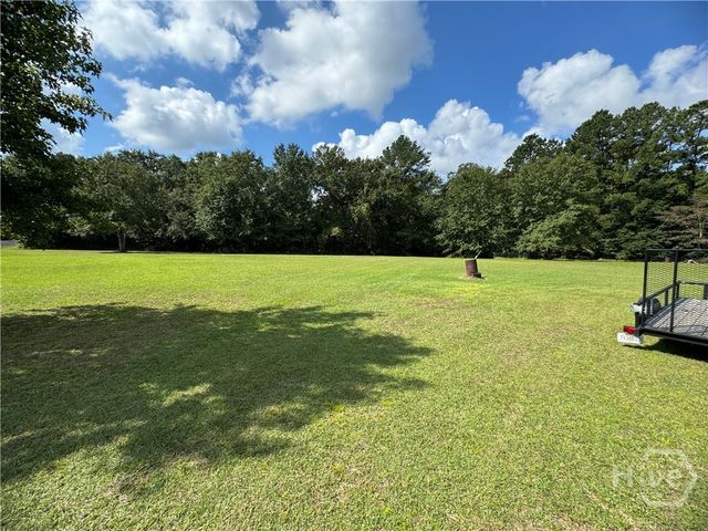 190 Freeman Drive, Ellabell, GA 31308