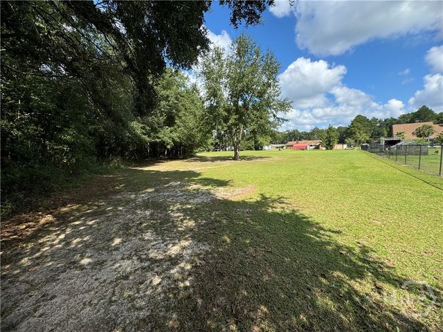 190 Freeman Drive, Ellabell, GA 31308