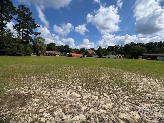 190 Freeman Drive, Ellabell, GA 31308