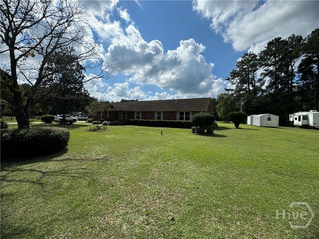 190 Freeman Drive, Ellabell, GA 31308