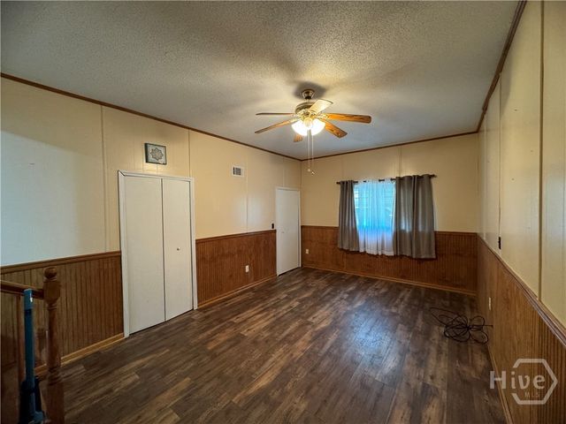 190 Freeman Drive, Ellabell, GA 31308