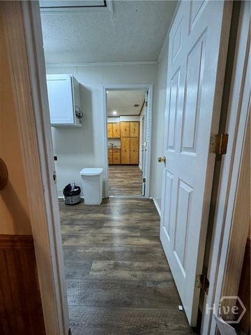 190 Freeman Drive, Ellabell, GA 31308