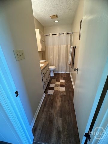 190 Freeman Drive, Ellabell, GA 31308