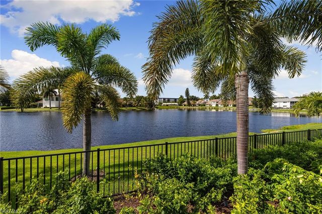 528 Turtle Hatch RD, Naples, FL 34103