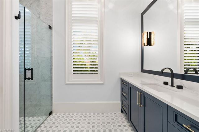 528 Turtle Hatch RD, Naples, FL 34103