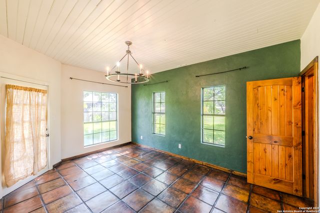 13831 TX Highway 127, Sabinal, TX 78881