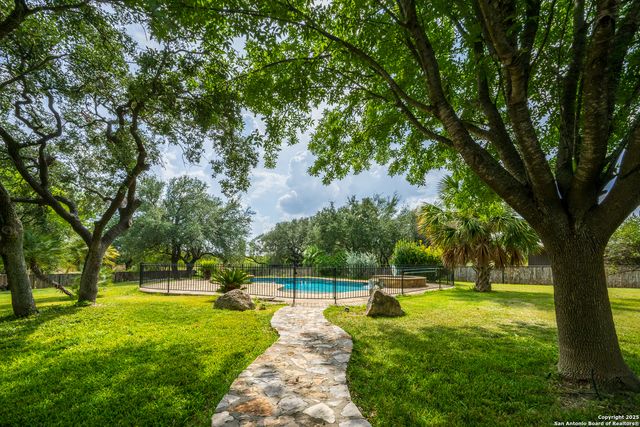 13831 TX Highway 127, Sabinal, TX 78881