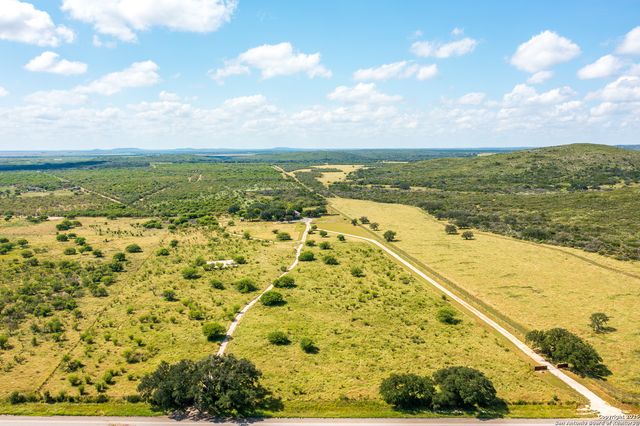 13831 TX Highway 127, Sabinal, TX 78881