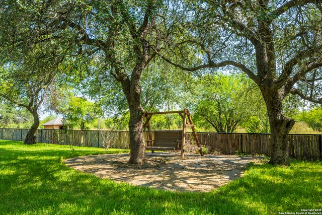 13831 TX Highway 127, Sabinal, TX 78881