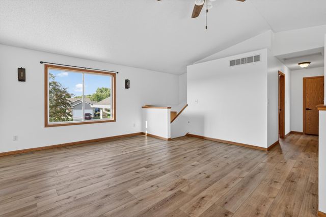 5852 Excalibur Court NW, Rochester, MN 55901