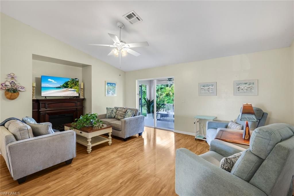 1006 NE 6th PL, CAPE CORAL, FL 33909 — photo 3