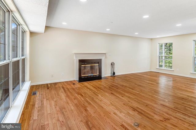 40 MELANIE HOLLOW LN, Fredericksburg, VA 22405