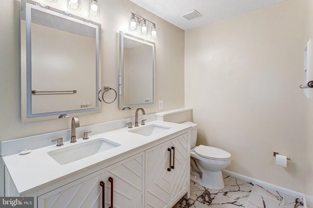 40 MELANIE HOLLOW LN, Fredericksburg, VA 22405