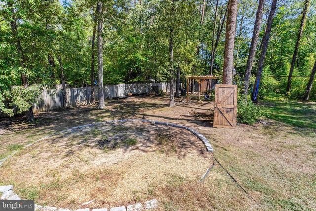 40 MELANIE HOLLOW LN, Fredericksburg, VA 22405