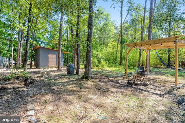 40 MELANIE HOLLOW LN, Fredericksburg, VA 22405
