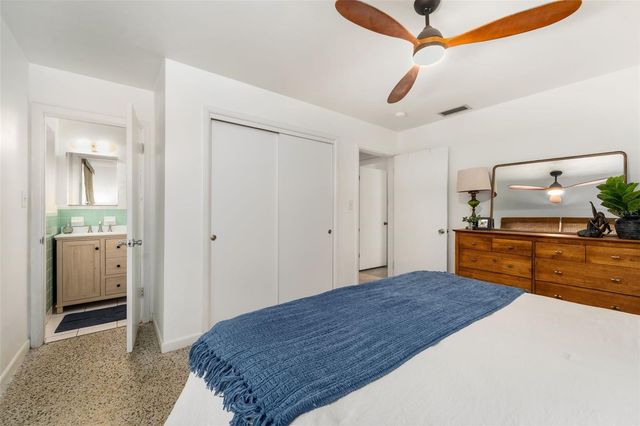 3816 SW 4TH PLACE, Gainesville, FL 32607