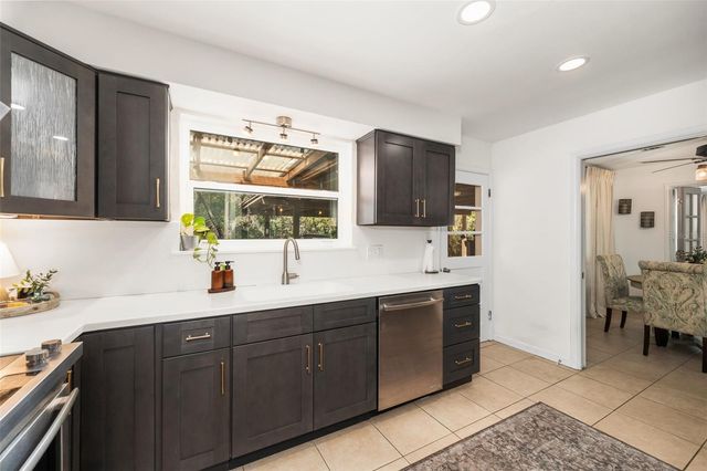 3816 SW 4TH PLACE, Gainesville, FL 32607