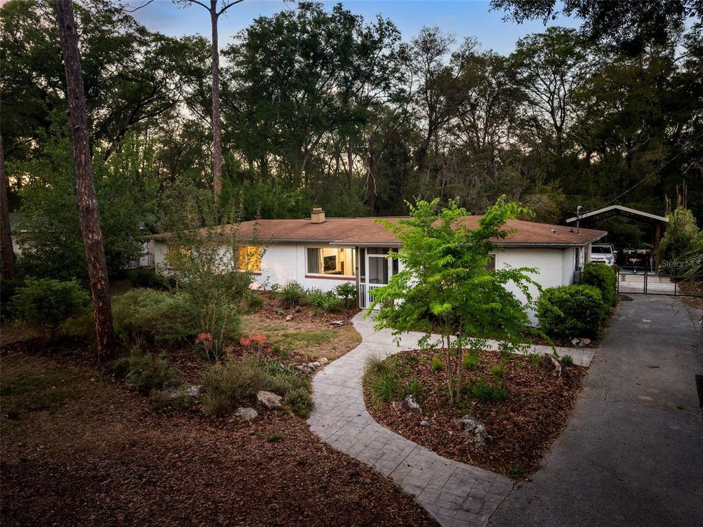 3816 SW 4TH PLACE, Gainesville, FL 32607