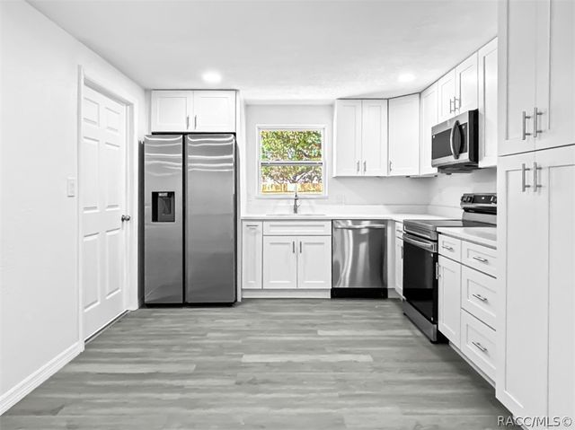 7240 W Avocado Street, Crystal River, FL 34429