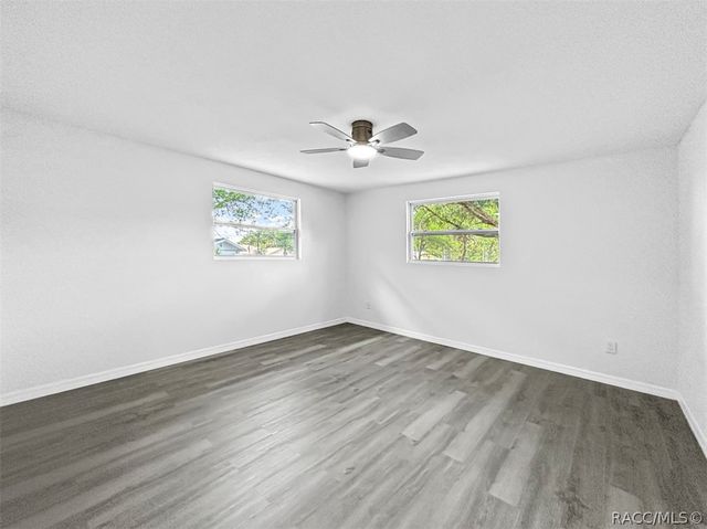 7240 W Avocado Street, Crystal River, FL 34429