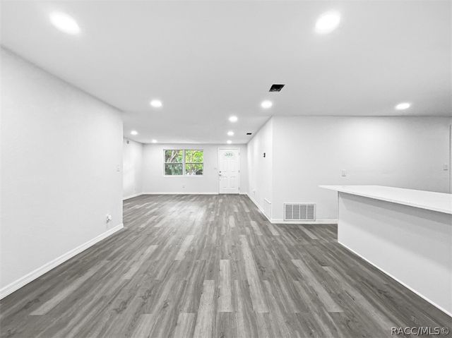 7240 W Avocado Street, Crystal River, FL 34429