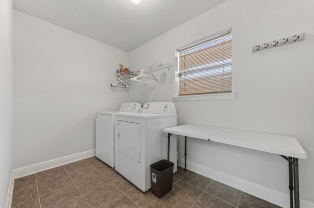 6231 Flash Lane, Crestview, FL 32536