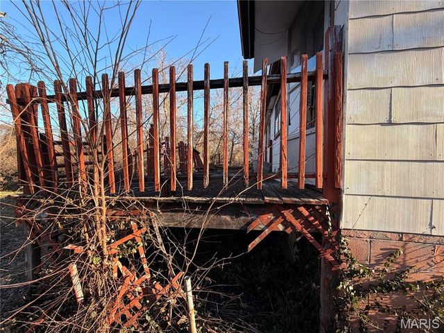 2163 Wageley Place, St Louis, MO 63133