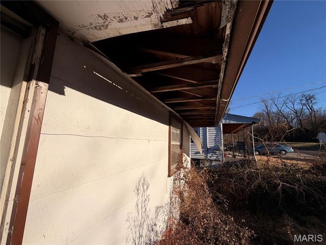 2163 Wageley Place, St Louis, MO 63133