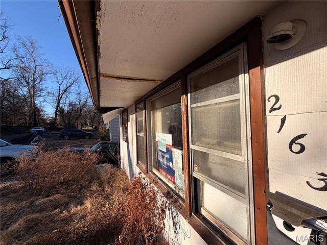 2163 Wageley Place, St Louis, MO 63133