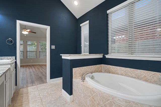 1512 8th Street, Argyle, TX 76226