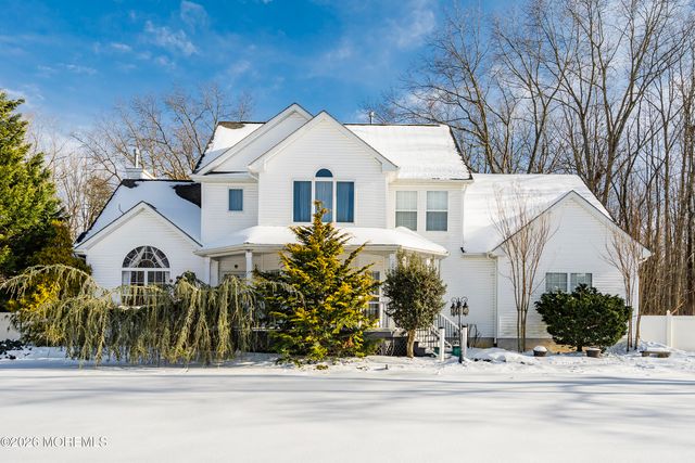 9 Kindling Way, Jackson, NJ 08527