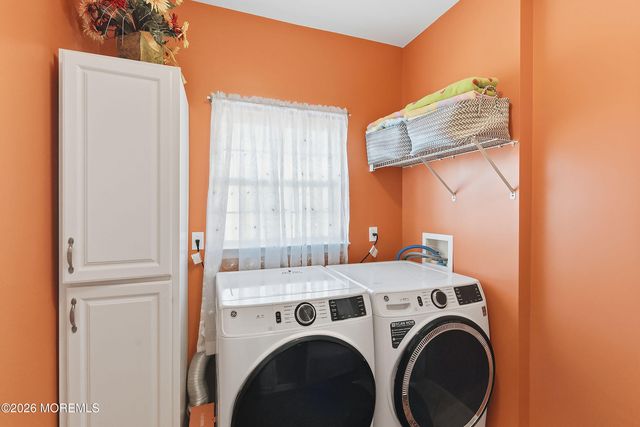 9 Kindling Way, Jackson, NJ 08527