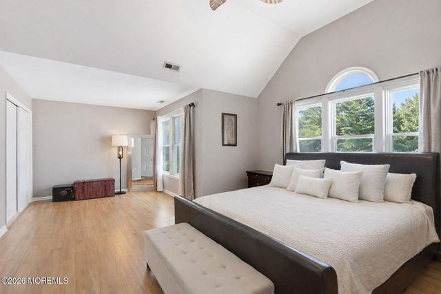 9 Kindling Way, Jackson, NJ 08527