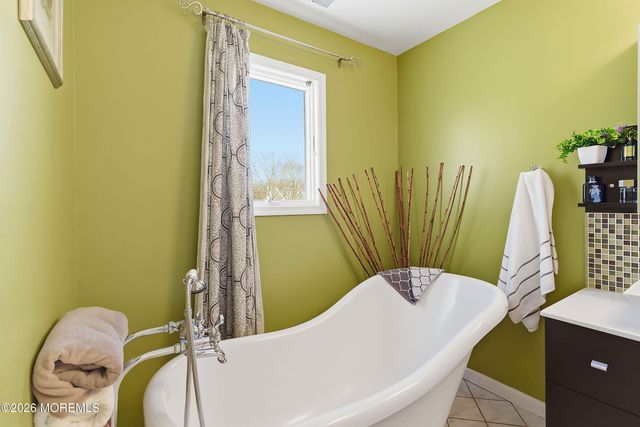 9 Kindling Way, Jackson, NJ 08527