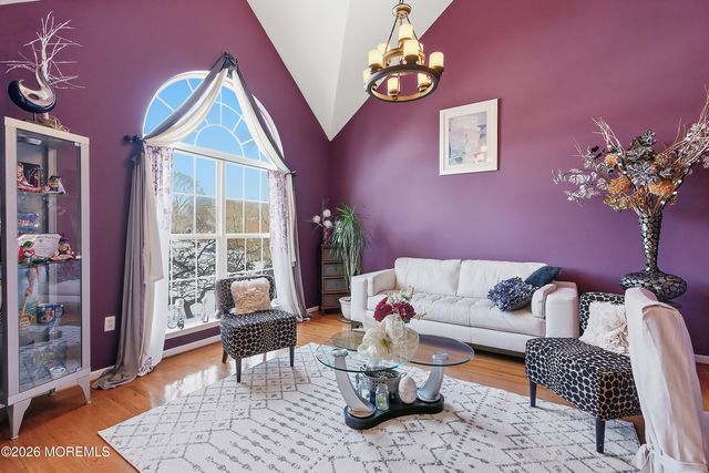 9 Kindling Way, Jackson, NJ 08527